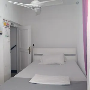 Hostel Bellavista Playa 